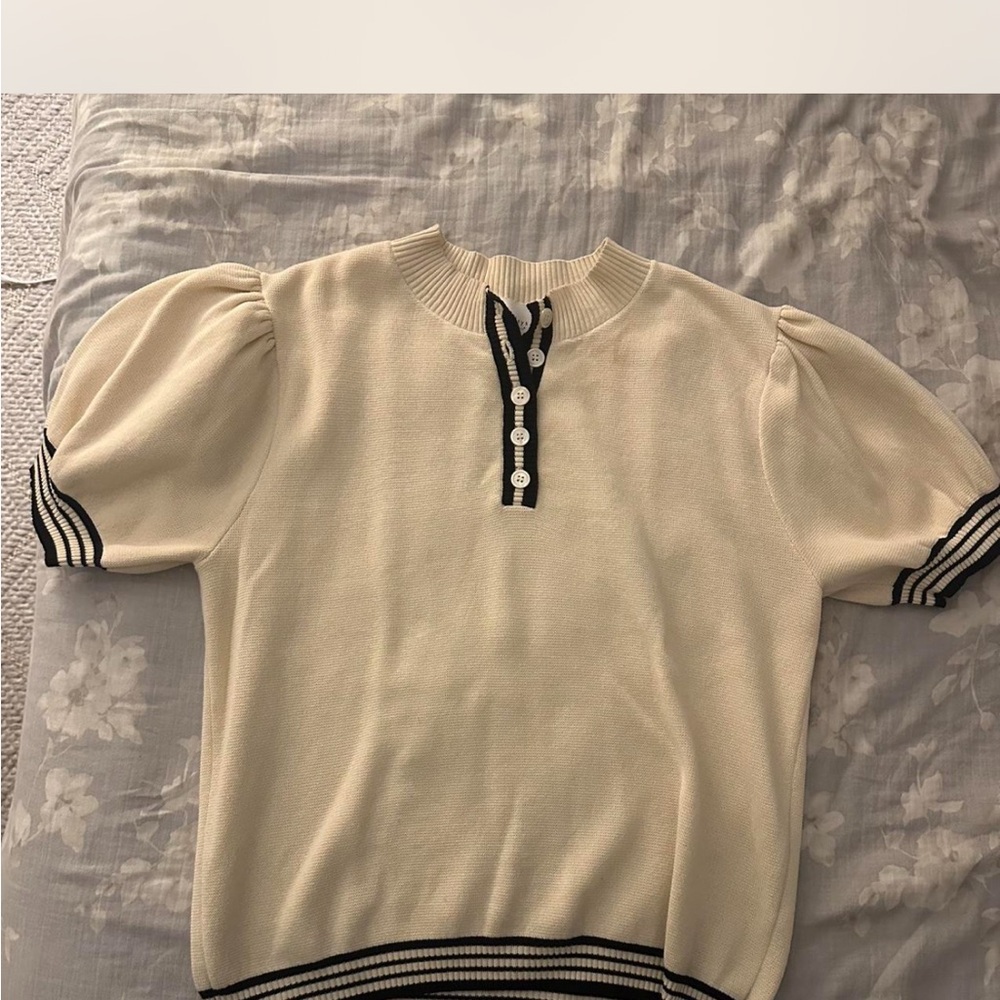 Sundays Cream and Black Puff Sleeve Blouse